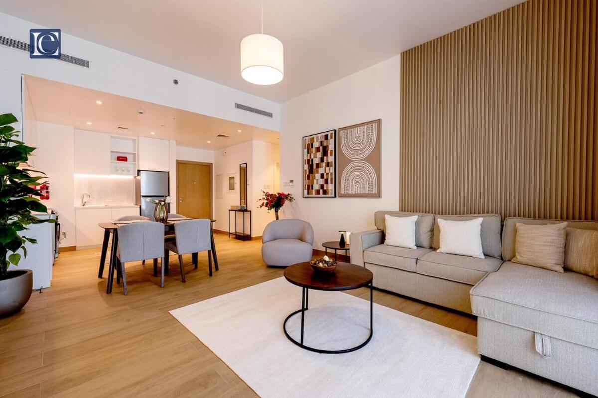 Luxury Escapes - Breathtaking 1br With Sea View Port Lamer Apartment Dubai